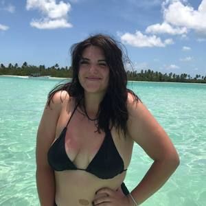 Meet your Posher, Claire